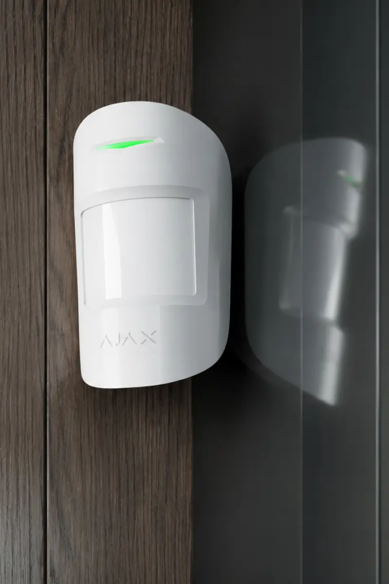 Ajax MotionProtect Jeweller installé dans une maison