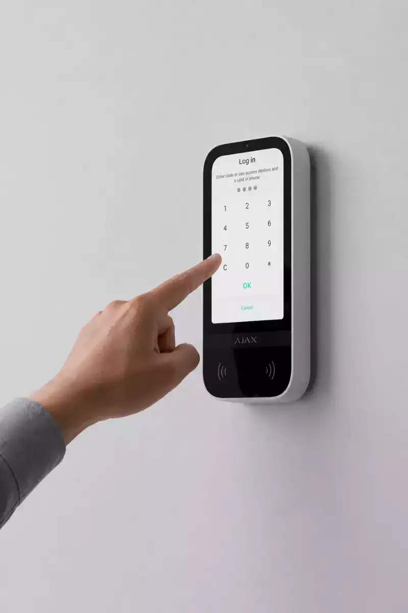 Saisie code sur Ajax KeyPad TouchScreen